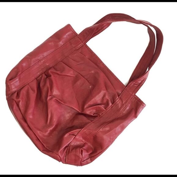 Red Purse Shoulder Bag Ruched Detail EUC no brand - Picture 1 of 6